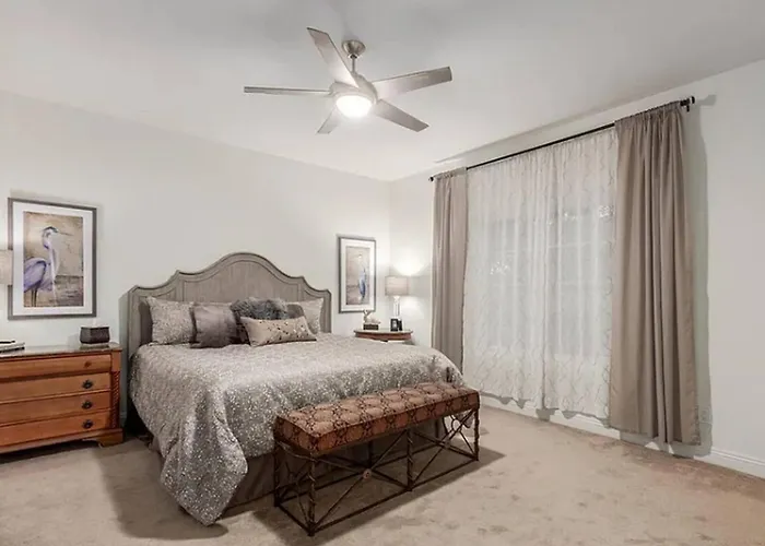 Serene Oasis Getaway W/heated Pool+outdoor Space! Mesa