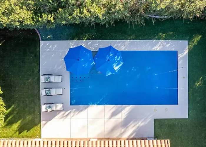 Holiday home Serene Oasis Getaway W/heated Pool+outdoor Space!