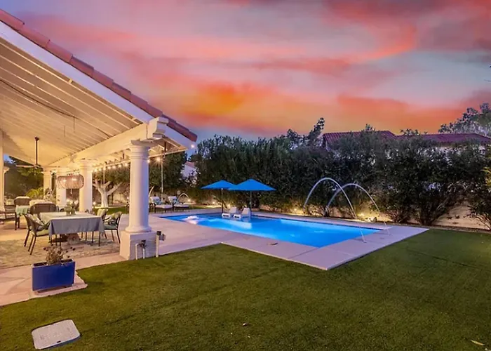 Serene Oasis Getaway W/heated Pool+outdoor Space! * Mesa